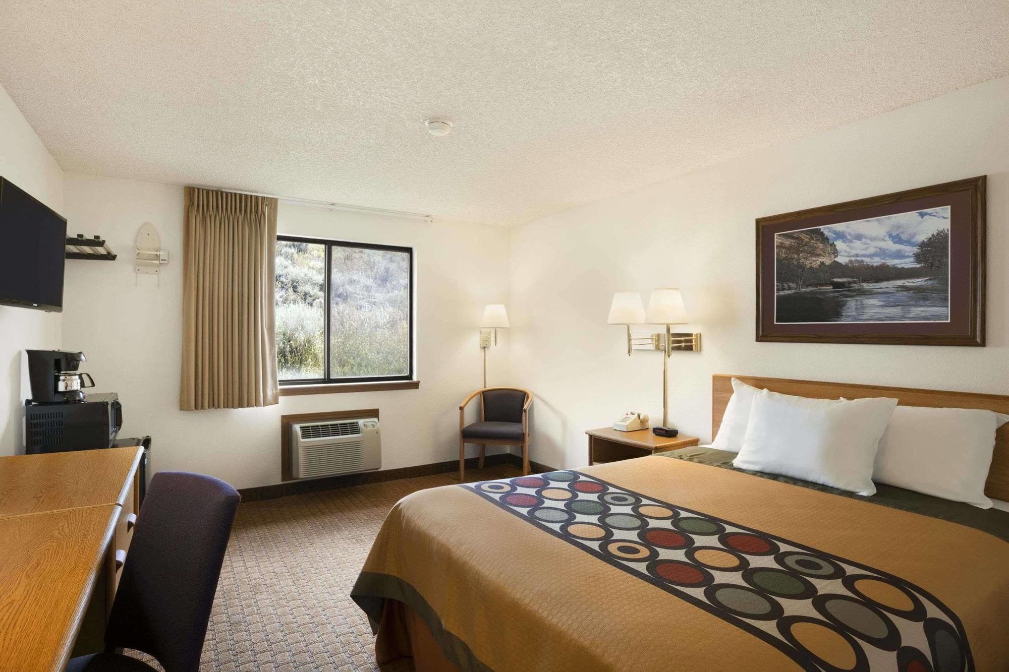 Hotel Super 8 By Wyndham Cody Exterior foto